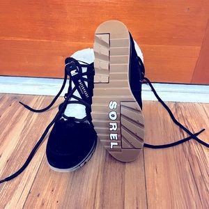 Sorel Sherpa Harlow Booties size 7